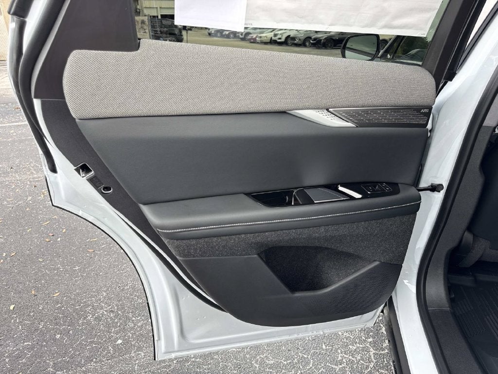 2027 Cadillac OPTIQ Luxury
