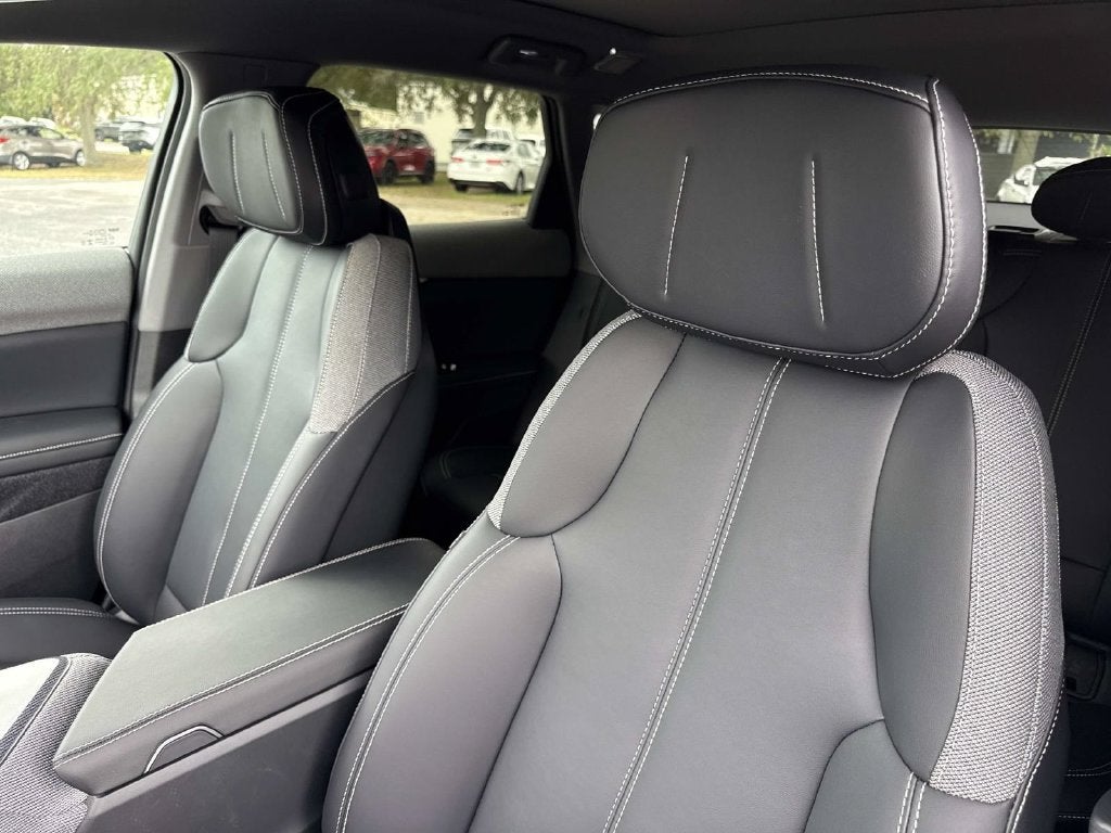 2027 Cadillac OPTIQ Luxury