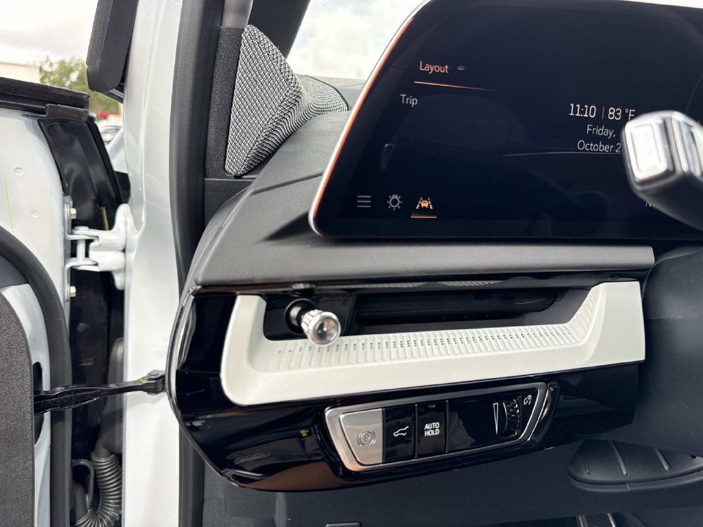 2027 Cadillac OPTIQ Luxury
