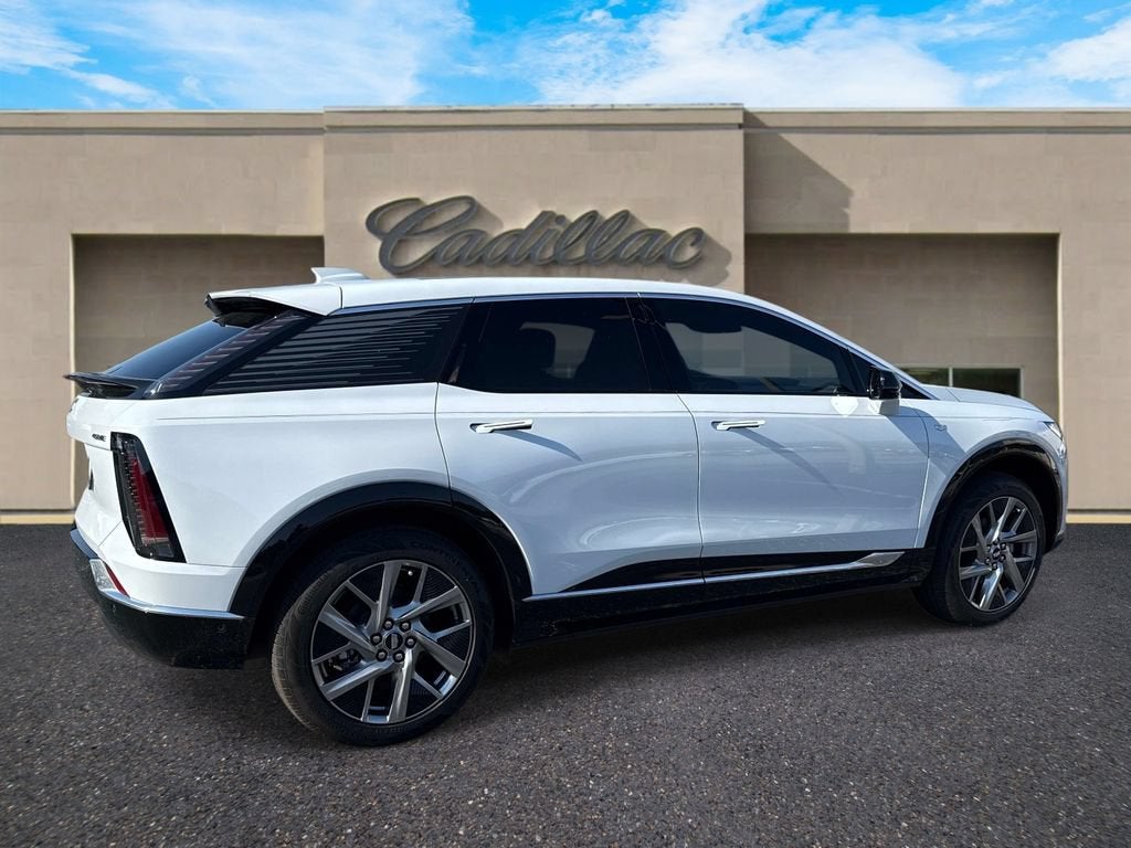 2026 Cadillac OPTIQ Luxury