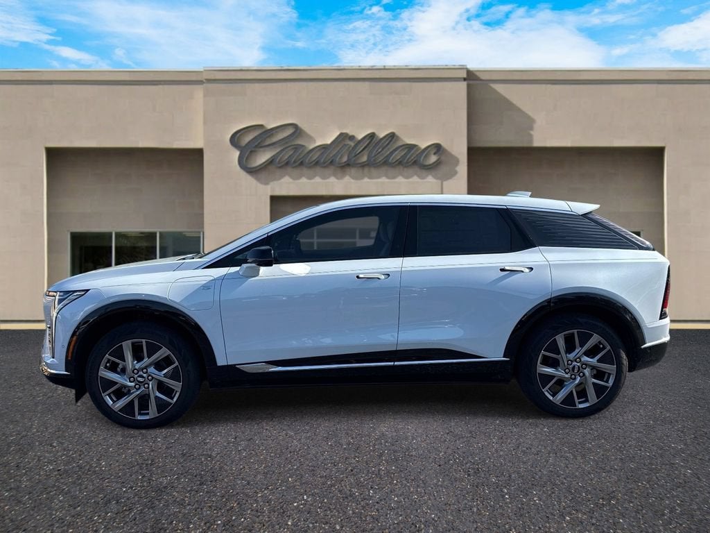 2026 Cadillac OPTIQ Luxury