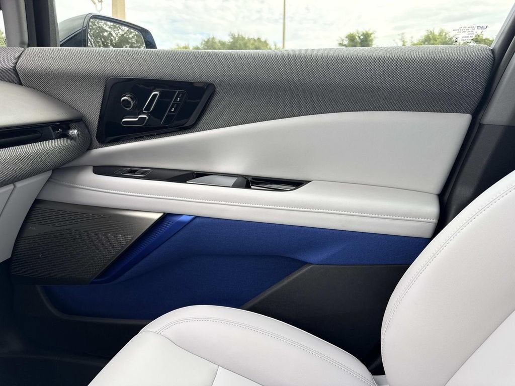 2027 Cadillac OPTIQ Luxury