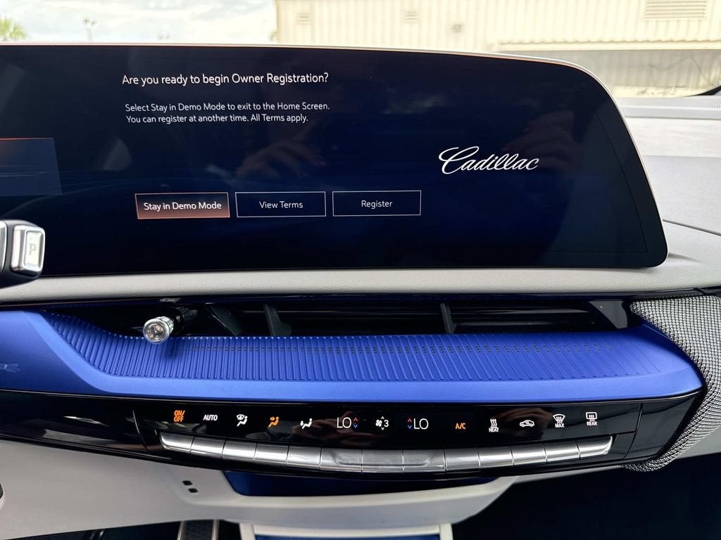 2027 Cadillac OPTIQ Luxury