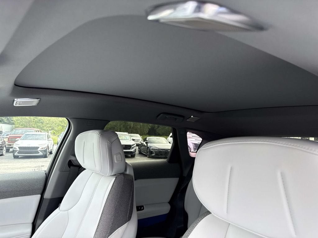 2027 Cadillac OPTIQ Luxury