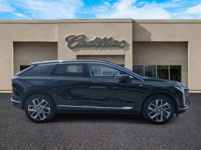 2025 Cadillac OPTIQ Luxury 1