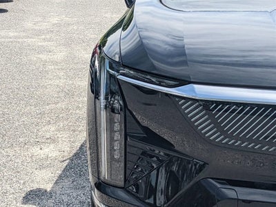 2025 Cadillac OPTIQ Luxury 1