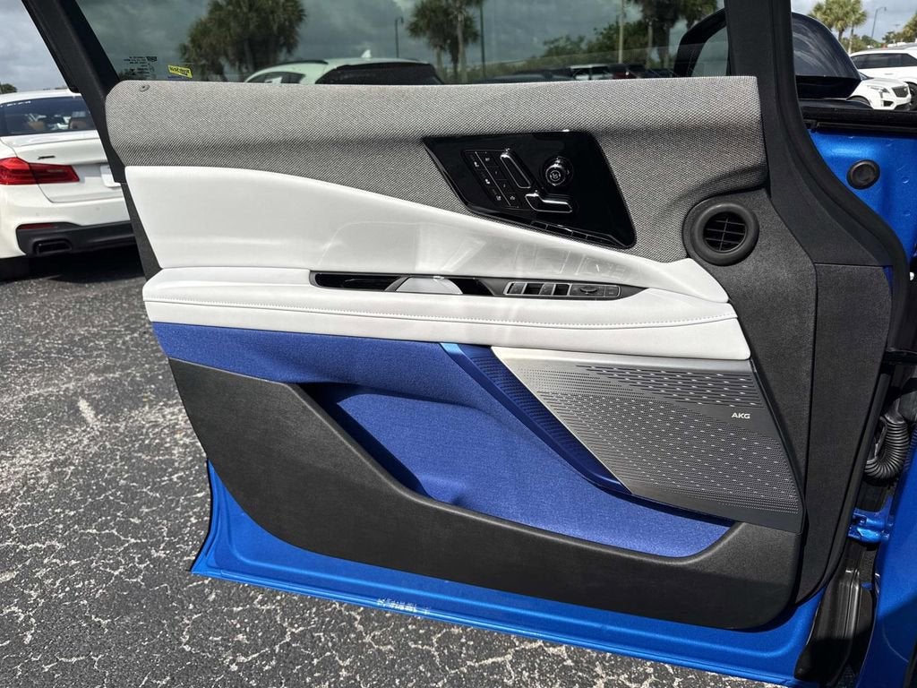 2026 Cadillac OPTIQ Premium Luxury