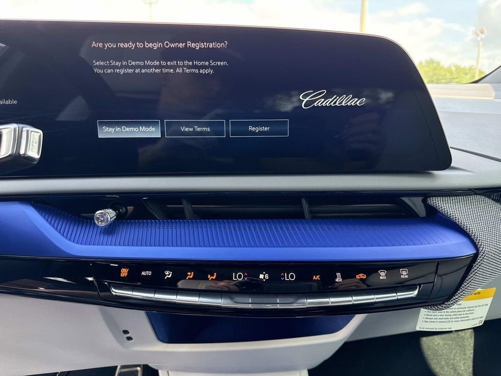 2026 Cadillac OPTIQ Premium Luxury