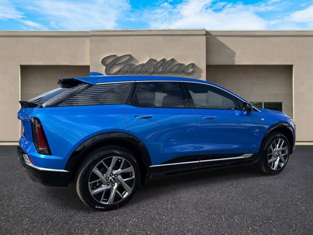 2026 Cadillac OPTIQ Premium Luxury