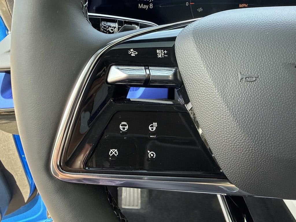 2026 Cadillac OPTIQ Premium Luxury
