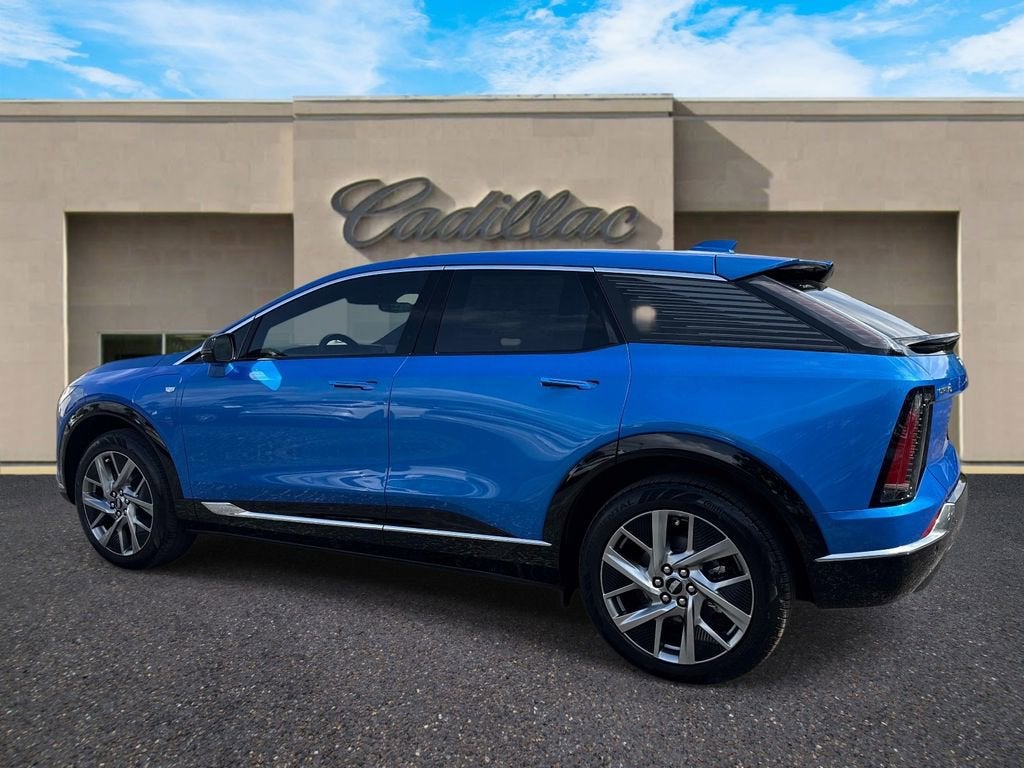 2026 Cadillac OPTIQ Premium Luxury