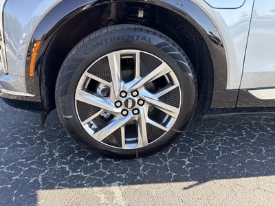 2026 Cadillac OPTIQ Premium Luxury