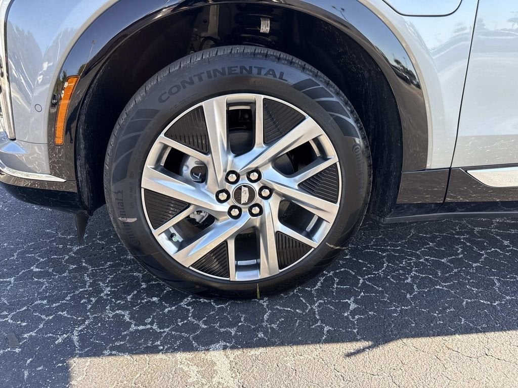 2026 Cadillac OPTIQ Premium Luxury