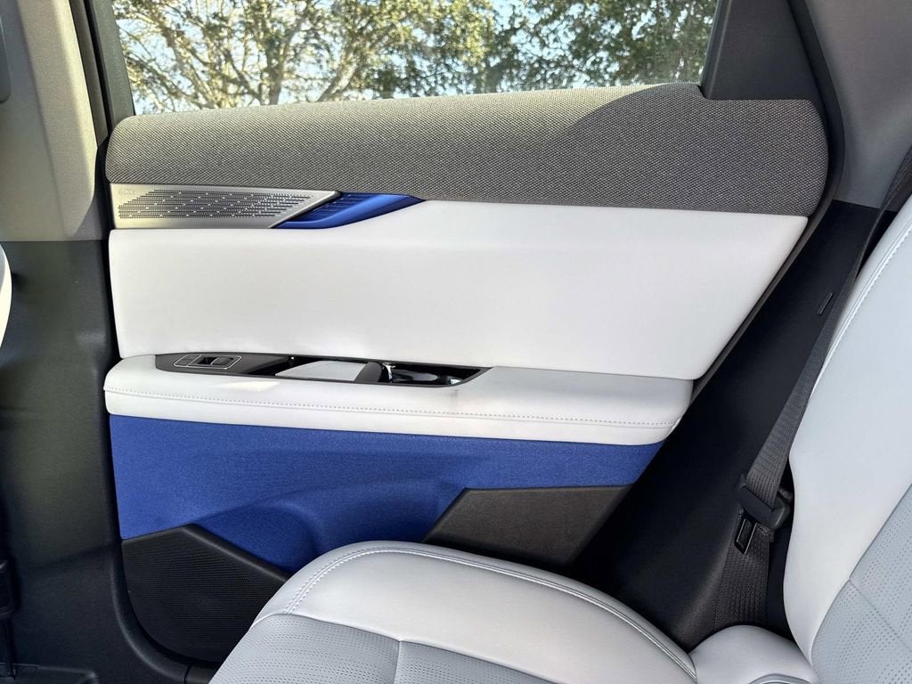 2026 Cadillac OPTIQ Premium Luxury