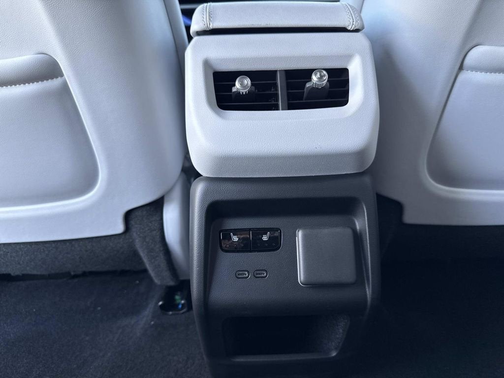 2026 Cadillac OPTIQ Premium Luxury