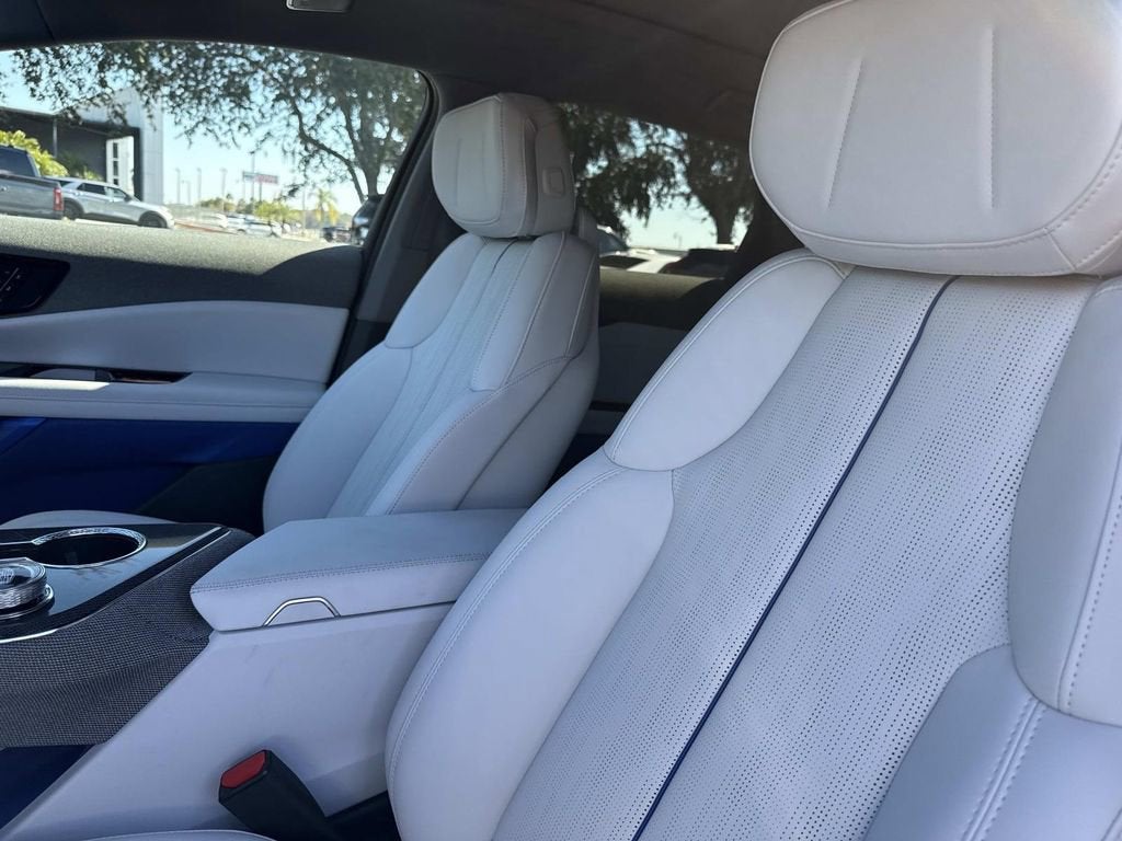 2026 Cadillac OPTIQ Premium Luxury