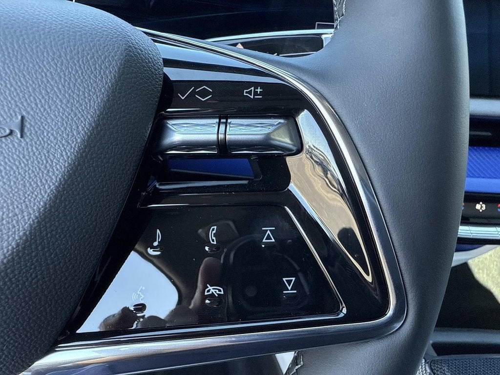 2026 Cadillac OPTIQ Premium Luxury