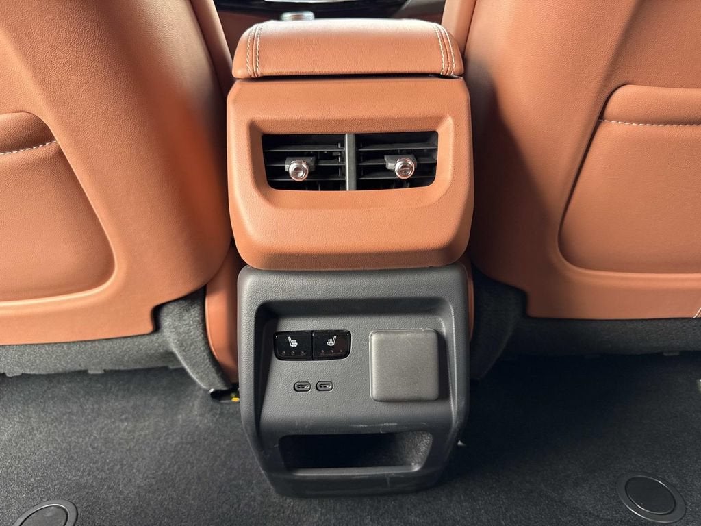 2027 Cadillac OPTIQ Premium Luxury