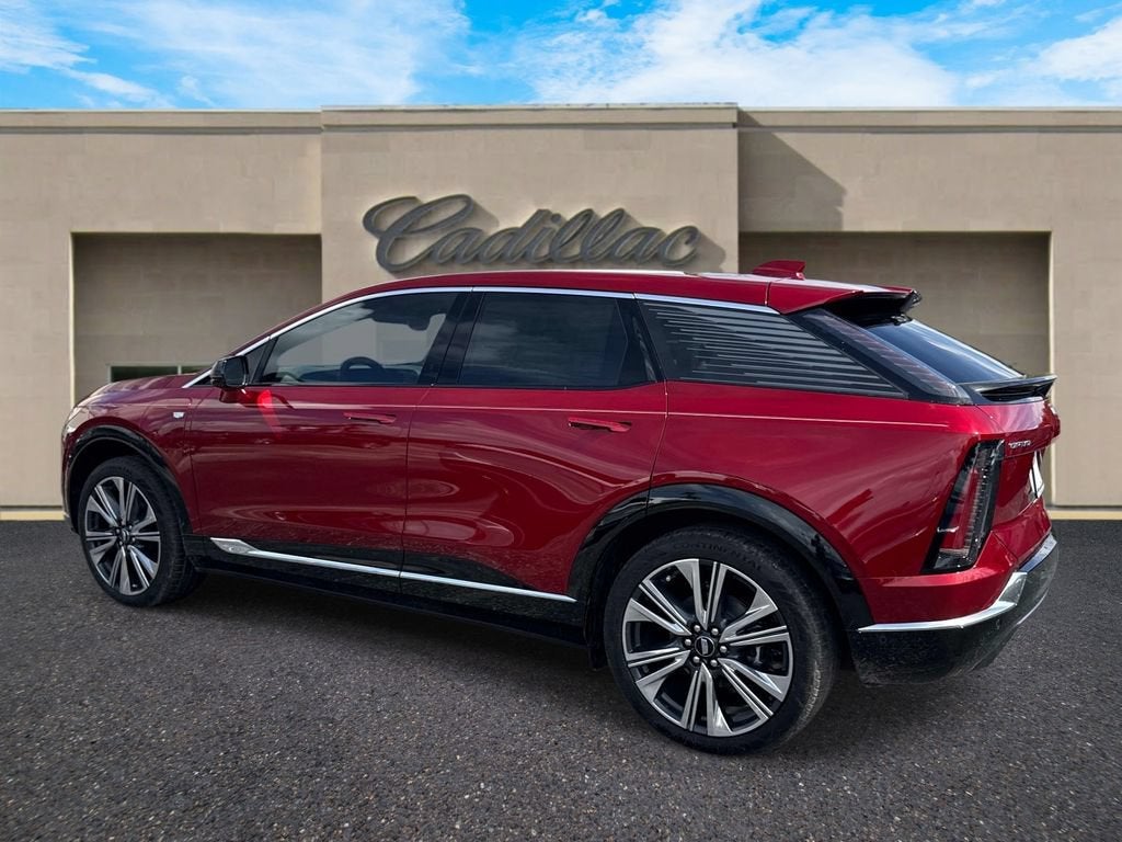 2027 Cadillac OPTIQ Premium Luxury