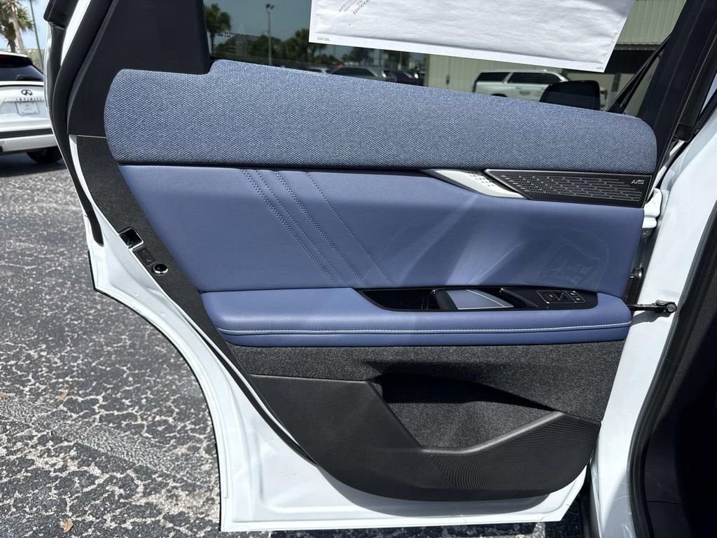 2026 Cadillac OPTIQ Premium Luxury
