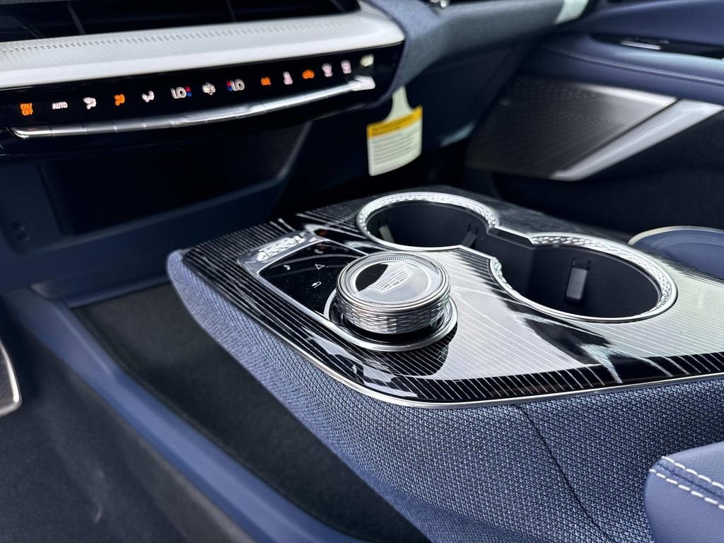 2026 Cadillac OPTIQ Premium Luxury