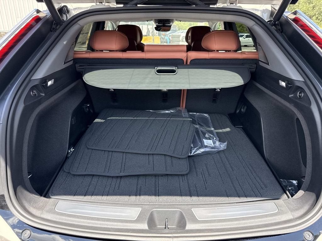 2027 Cadillac OPTIQ Premium Luxury