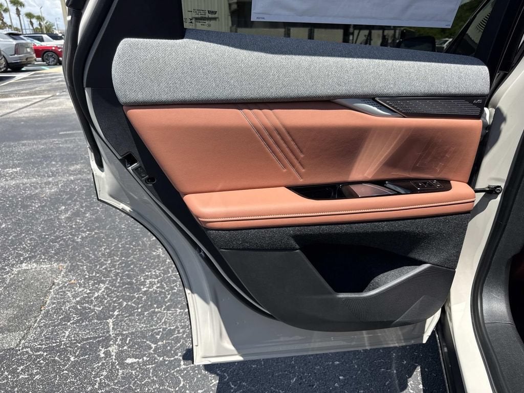 2027 Cadillac OPTIQ Premium Luxury
