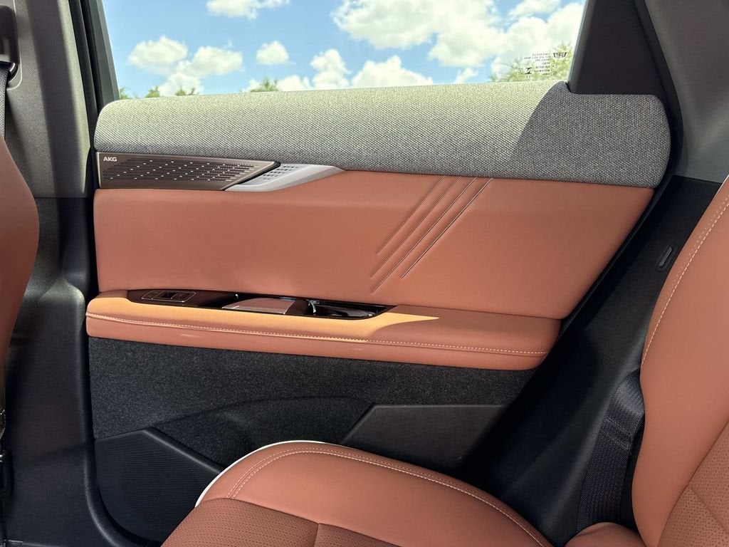 2027 Cadillac OPTIQ Premium Luxury
