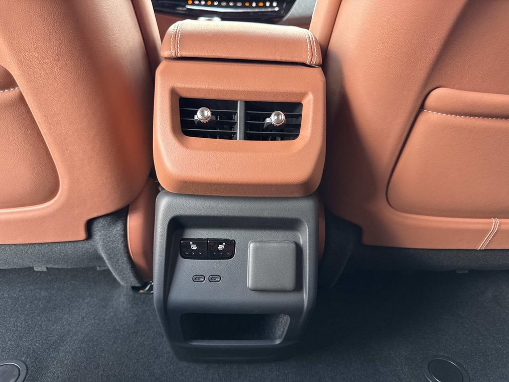 2027 Cadillac OPTIQ Premium Luxury
