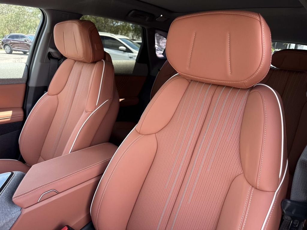 2027 Cadillac OPTIQ Premium Luxury
