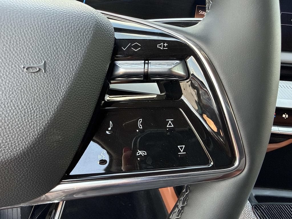 2027 Cadillac OPTIQ Premium Luxury