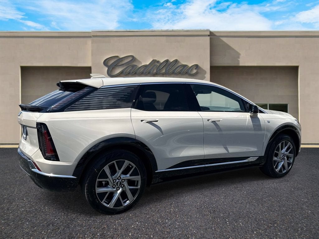 2027 Cadillac OPTIQ Premium Luxury