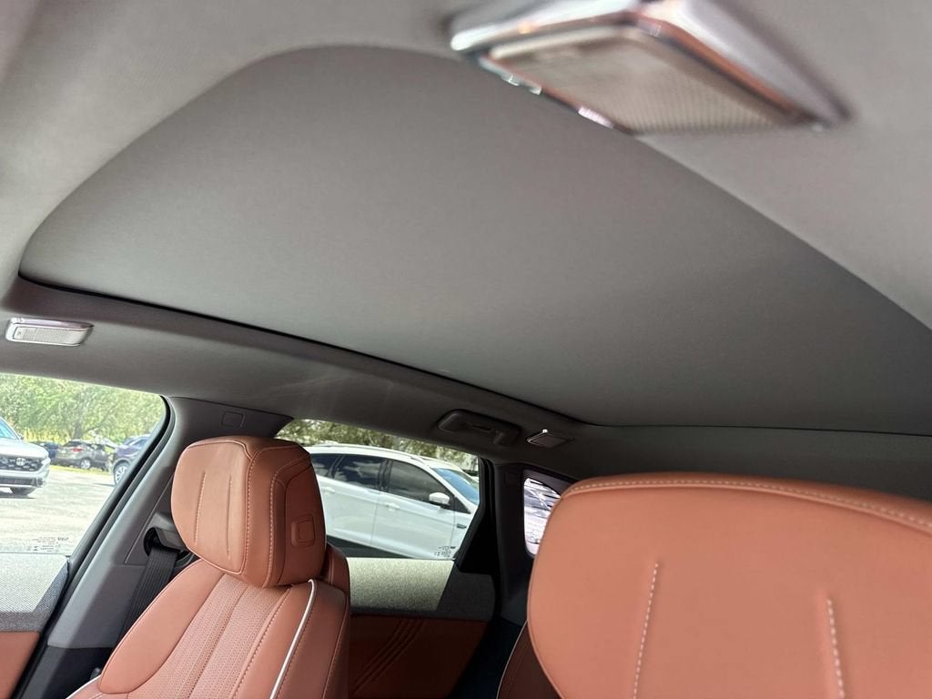 2027 Cadillac OPTIQ Premium Luxury