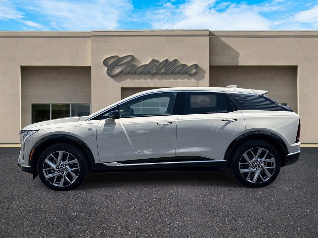 2027 Cadillac OPTIQ Premium Luxury