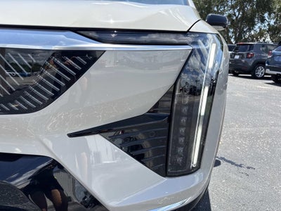 2027 Cadillac OPTIQ Premium Luxury