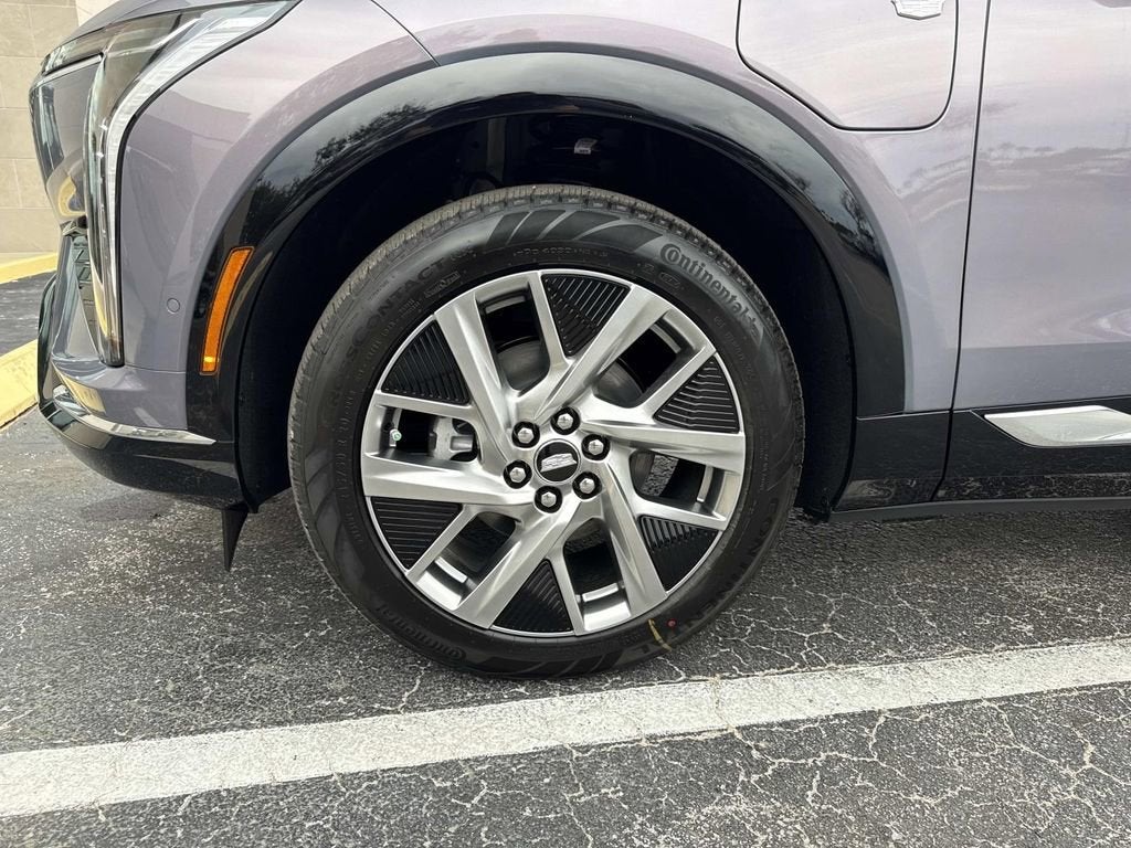 2026 Cadillac OPTIQ Premium Luxury