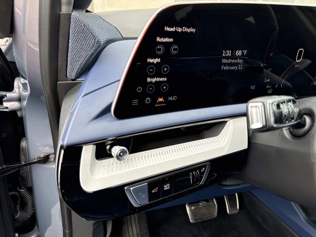 2026 Cadillac OPTIQ Premium Luxury