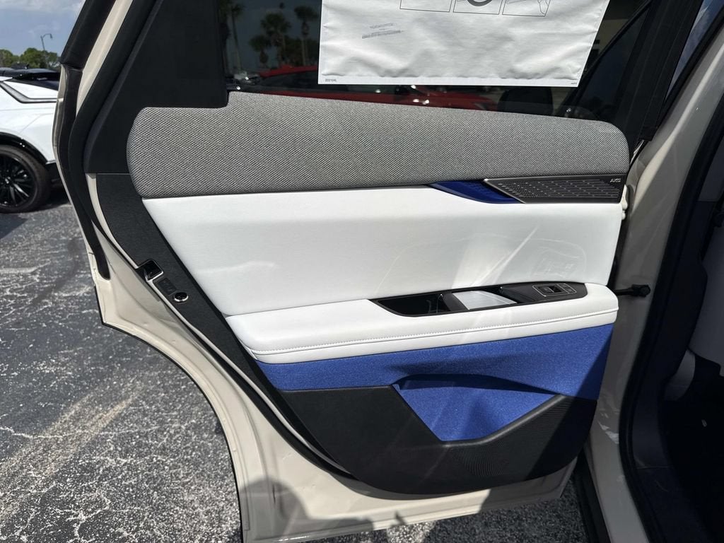 2027 Cadillac OPTIQ Premium Luxury