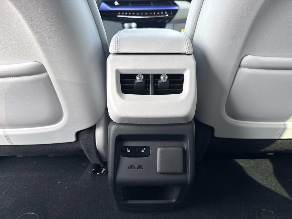 2027 Cadillac OPTIQ Premium Luxury