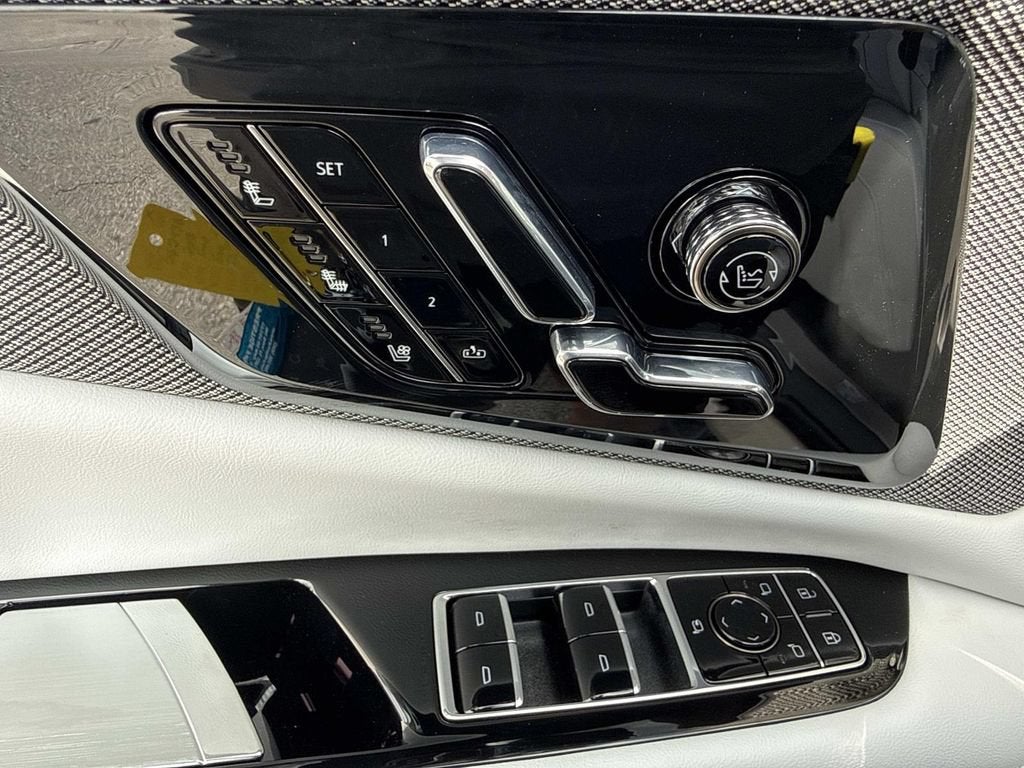 2027 Cadillac OPTIQ Premium Luxury