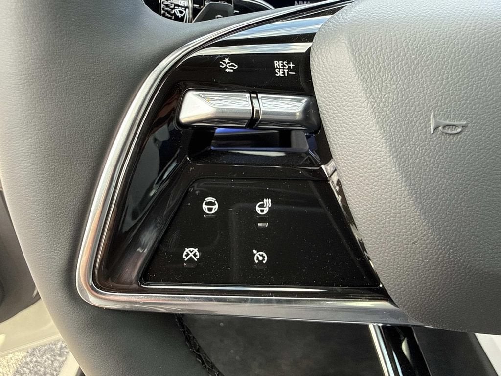 2027 Cadillac OPTIQ Premium Luxury