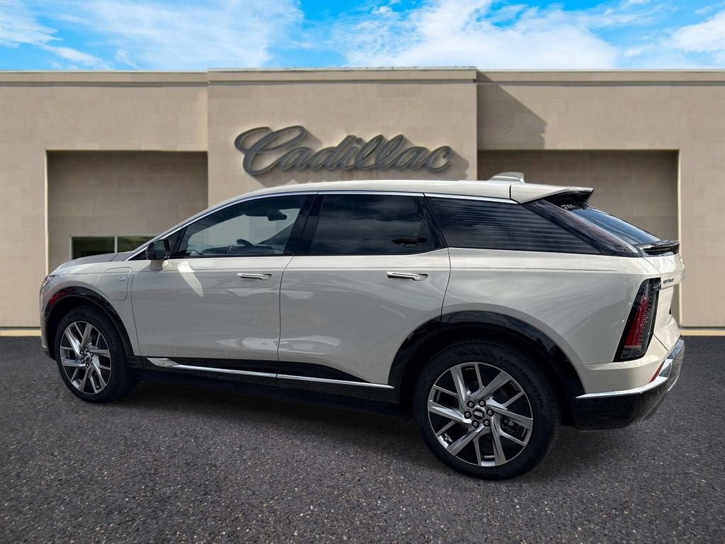2027 Cadillac OPTIQ Premium Luxury