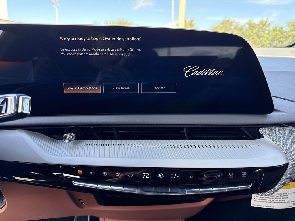 2026 Cadillac OPTIQ Premium Luxury