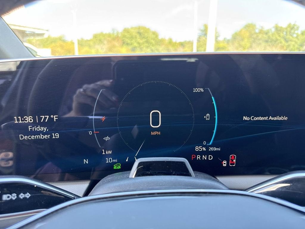 2026 Cadillac OPTIQ Premium Luxury