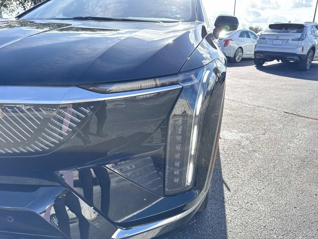 2026 Cadillac OPTIQ Premium Luxury
