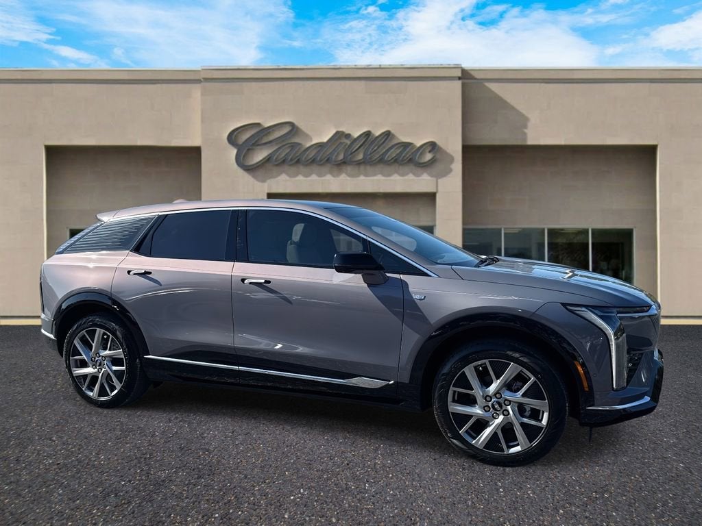 2026 Cadillac OPTIQ Premium Luxury