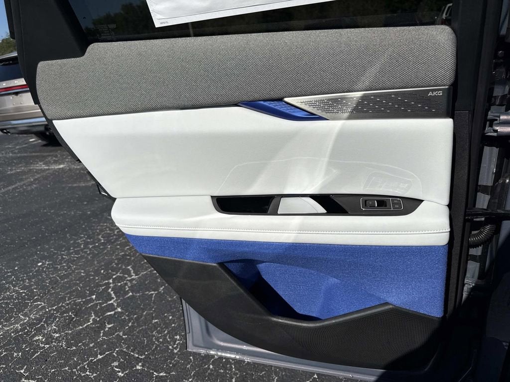 2026 Cadillac OPTIQ Premium Luxury