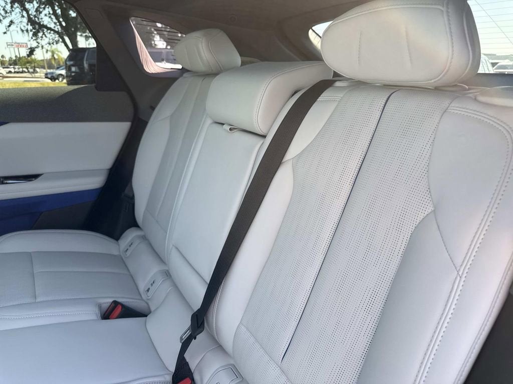 2026 Cadillac OPTIQ Premium Luxury