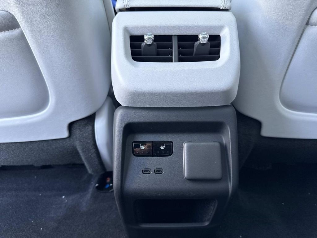 2026 Cadillac OPTIQ Premium Luxury
