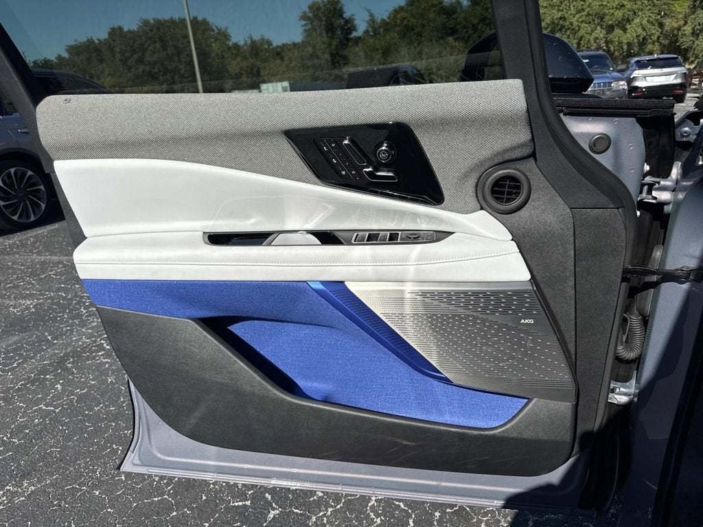 2026 Cadillac OPTIQ Premium Luxury